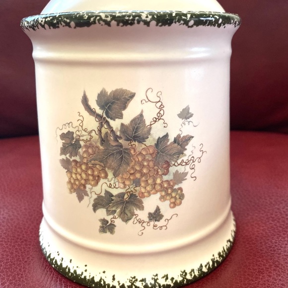 Vintage TRUE WORLD China Fruit Green Red Black Grapes Ceramic Canisters Storages - Picture 7 of 11
